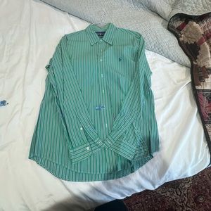 Very nice dress shirt taken very good care of